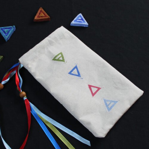 Four Elements Pouch with element altar amulets, good to use as dice bag and also as tarot card bag, runes bag or spell bag